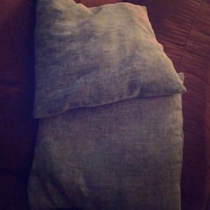 2-Set Teal Pillows